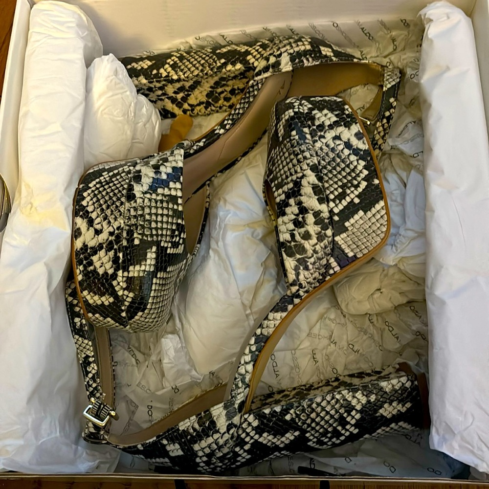 NWT Aldo platform heels.